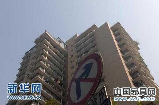 11月7日拍攝的杭州主城區(qū)的一處商業(yè)住宅樓盤。新華社記者 黃宗治 攝 11月7日拍攝的杭州主城區(qū)的一處商業(yè)住宅樓盤。新華社記者 黃宗治 攝