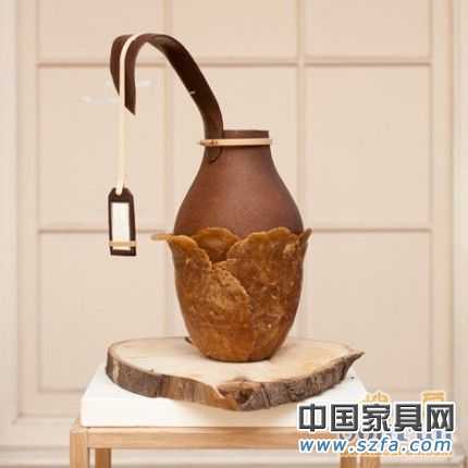 使用天然動物、植物聚合物制作的Botanica系列器皿