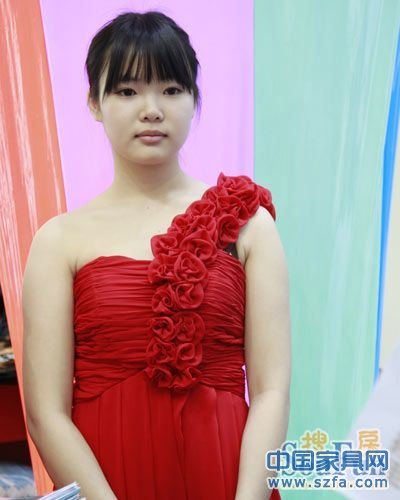 深圳家具展,美女模特2
點擊圖片查看下一頁 深圳家具展,美女模特2